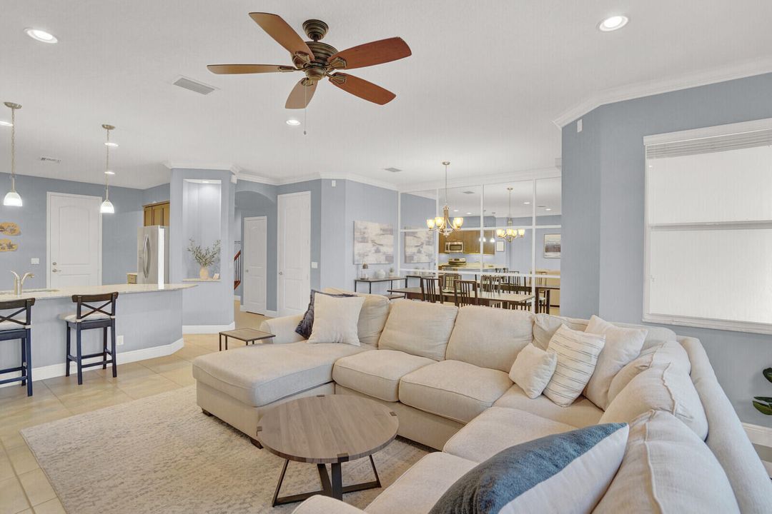 Active With Contract: $3,450 (3 beds, 2 baths, 2278 Square Feet)