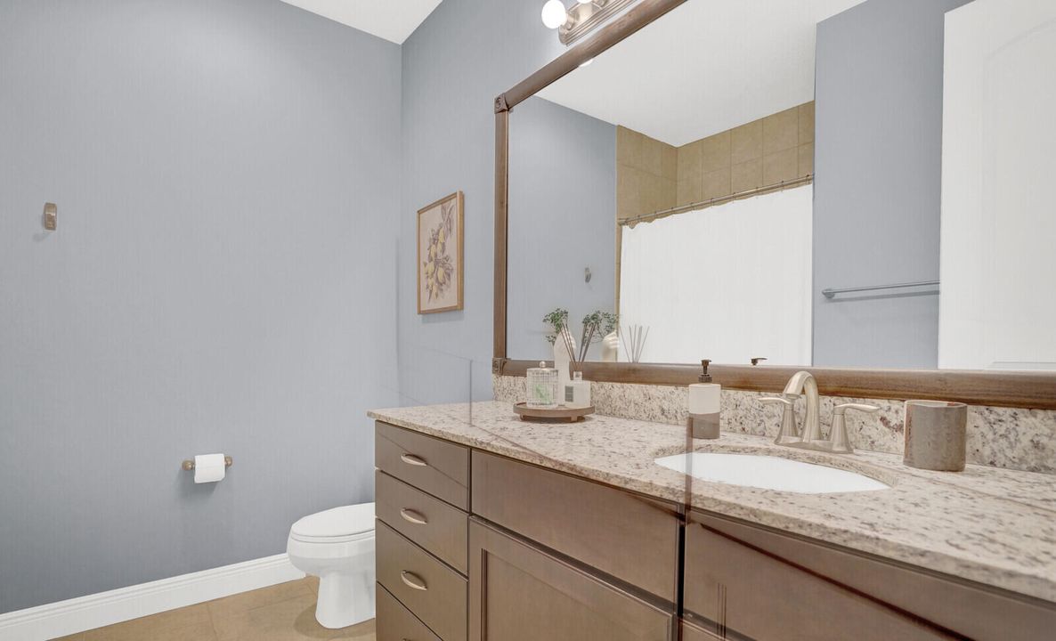 Active With Contract: $3,450 (3 beds, 2 baths, 2278 Square Feet)