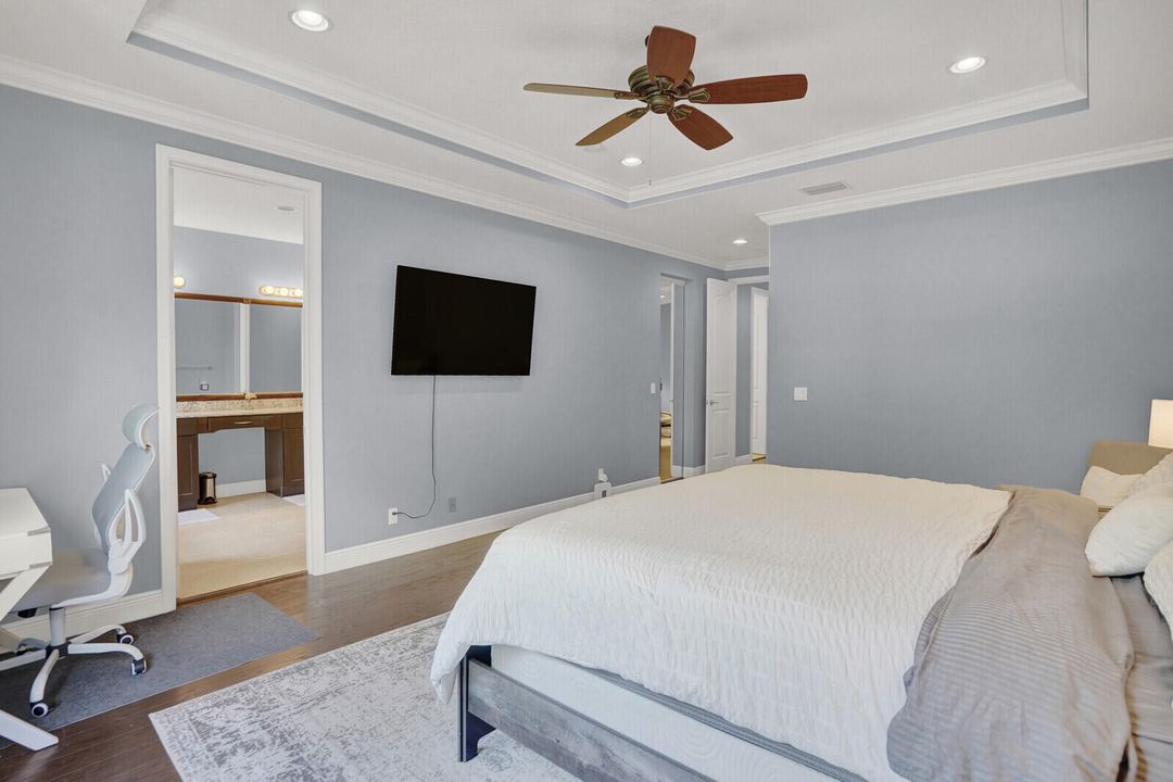 Active With Contract: $3,450 (3 beds, 2 baths, 2278 Square Feet)