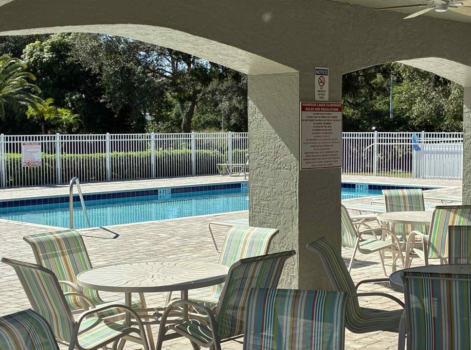 Activo con contrato: $350,000 (3 camas, 2 baños, 1569 Pies cuadrados)