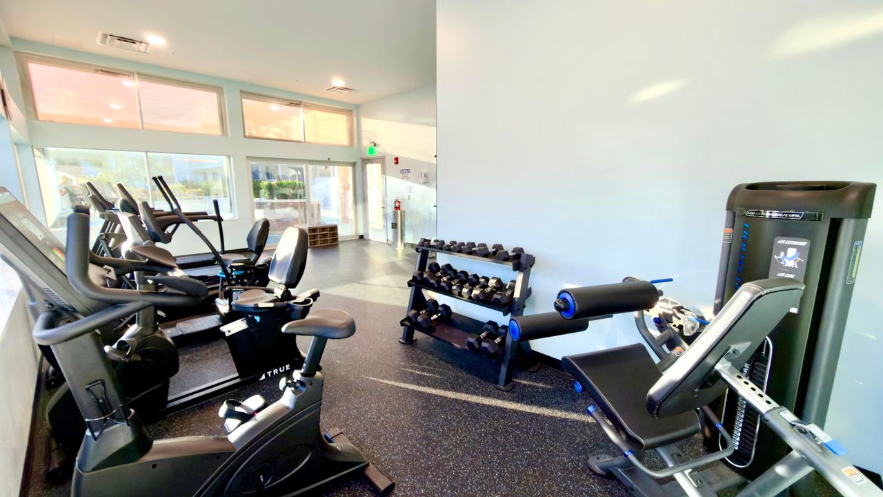 For Sale: $119,990 (1 beds, 1 baths, 570 Square Feet)