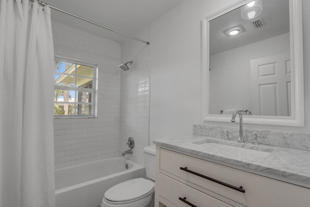 For Sale: $769,900 (2 beds, 2 baths, 1268 Square Feet)