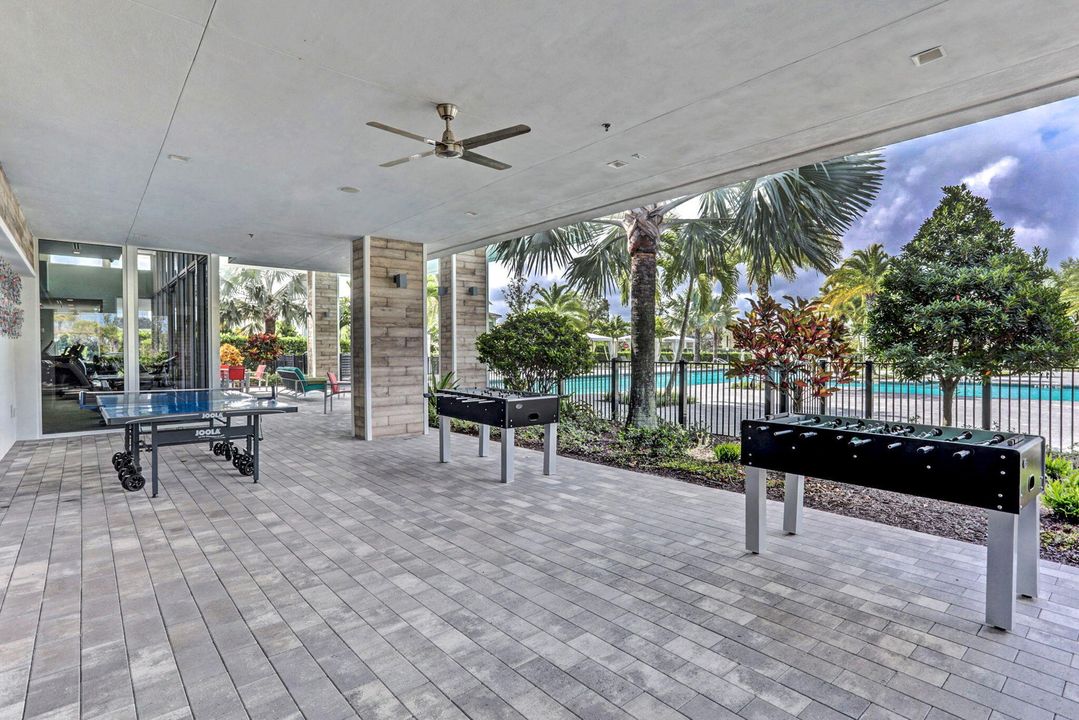 Activo con contrato: $1,650,000 (4 camas, 4 baños, 3760 Pies cuadrados)