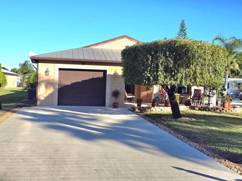 En Venta: $224,000 (2 camas, 2 baños, 1439 Pies cuadrados)