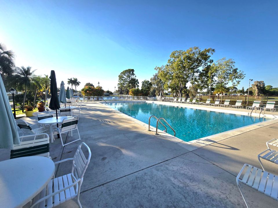 En Venta: $224,000 (2 camas, 2 baños, 1439 Pies cuadrados)