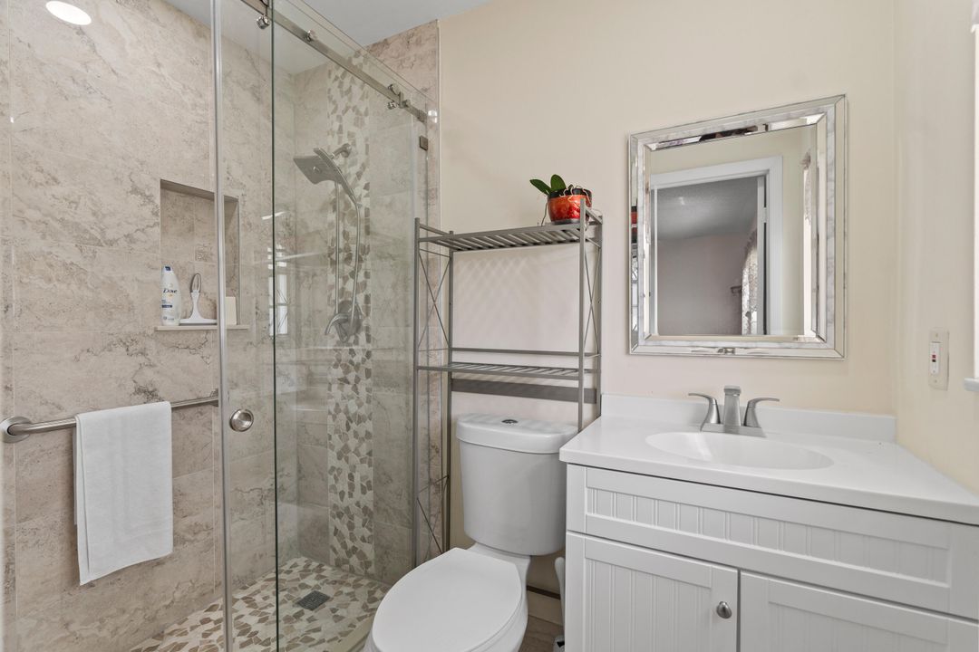 En Venta: $270,000 (2 camas, 2 baños, 1150 Pies cuadrados)