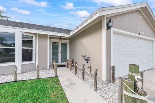 待售: $462,845 (2 贝兹, 2 浴室, 1382 平方英尺)