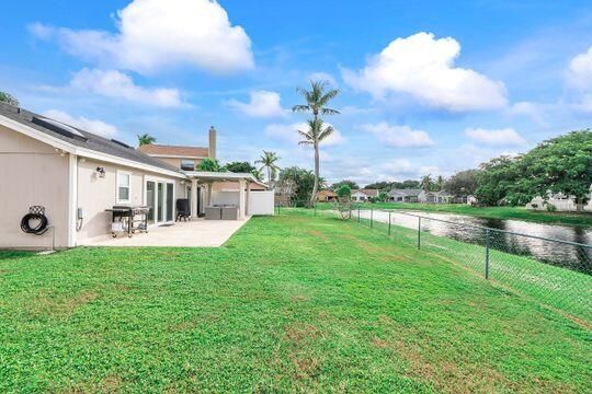 待售: $462,845 (2 贝兹, 2 浴室, 1382 平方英尺)