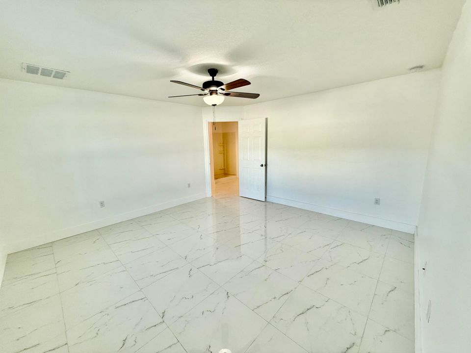 В аренду: $2,800 (4 спален, 2 ванн, 2134 Квадратных фут)