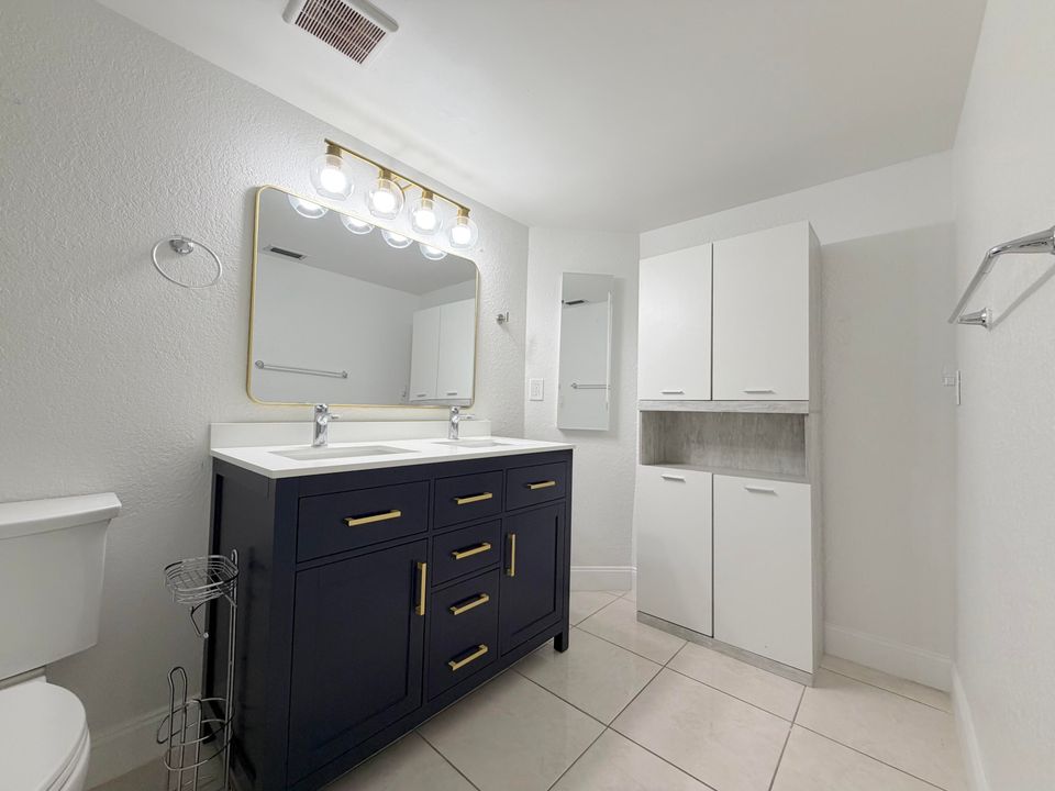 For Sale: $485,000 (3 beds, 2 baths, 1276 Square Feet)