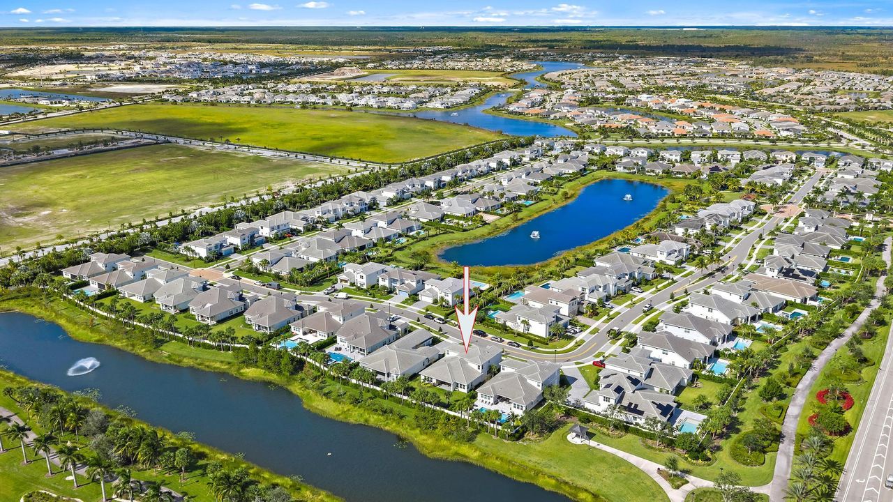 На продажу: $1,499,000 (5 спален, 4 ванн, 3852 Квадратных фут)