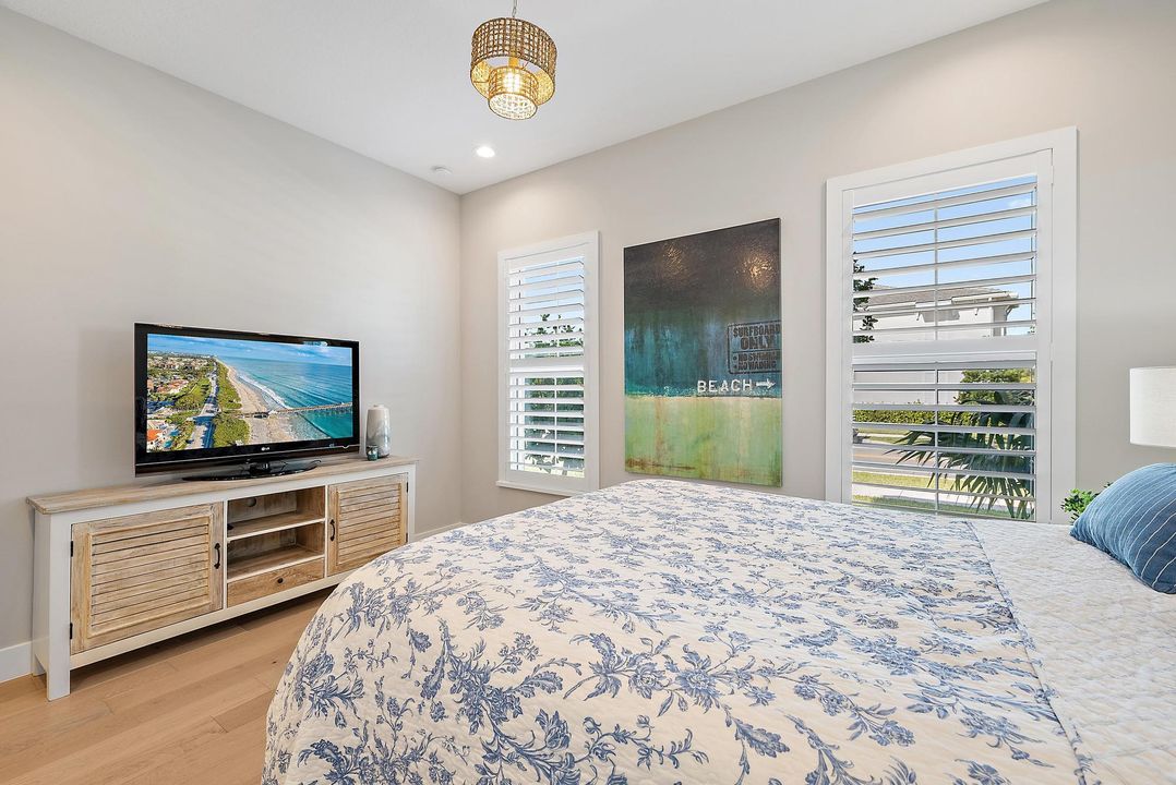 На продажу: $1,499,000 (5 спален, 4 ванн, 3852 Квадратных фут)