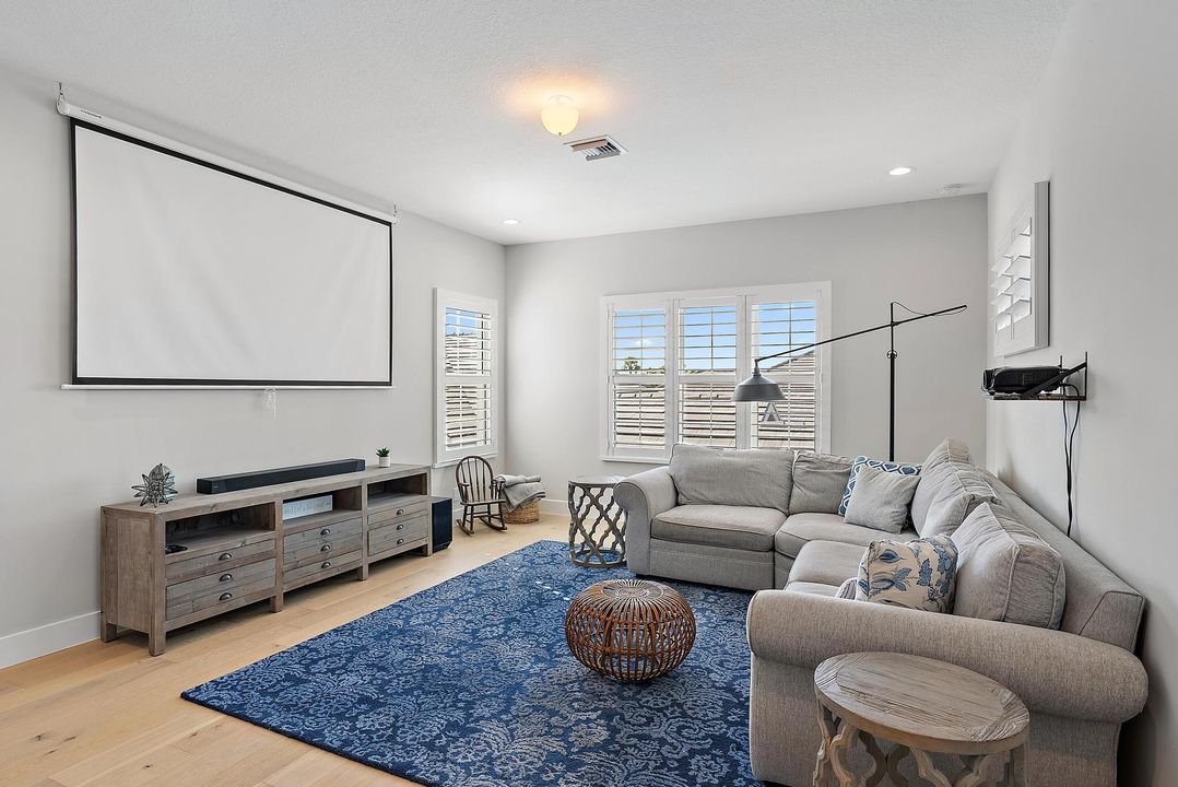 На продажу: $1,499,000 (5 спален, 4 ванн, 3852 Квадратных фут)