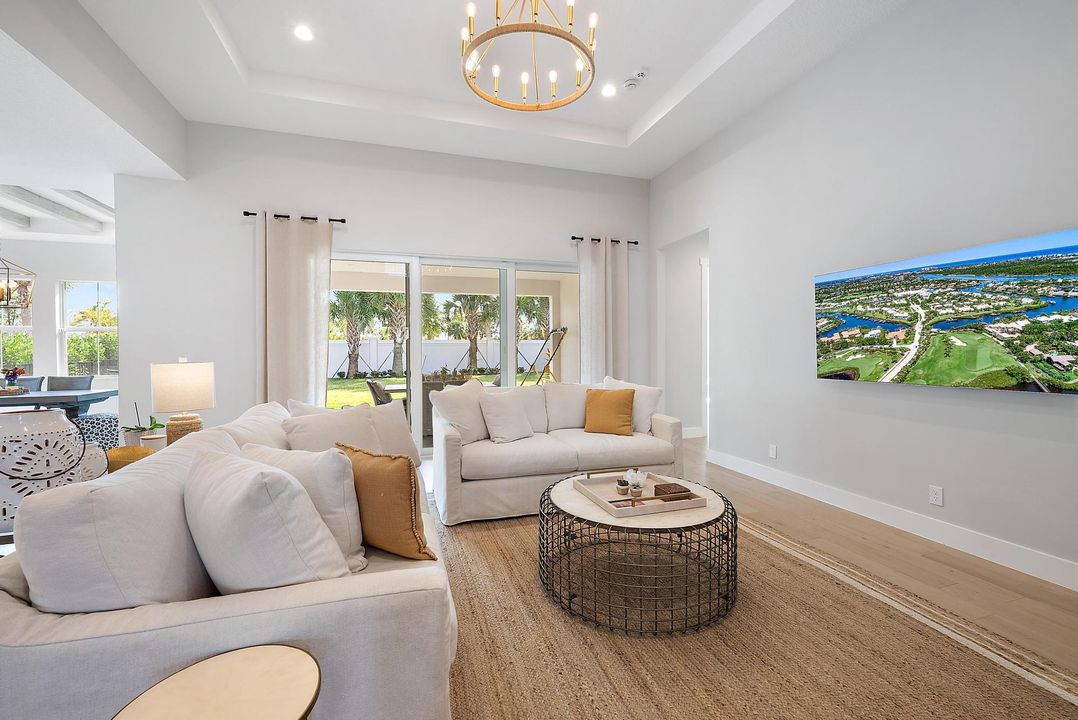 На продажу: $1,499,000 (5 спален, 4 ванн, 3852 Квадратных фут)