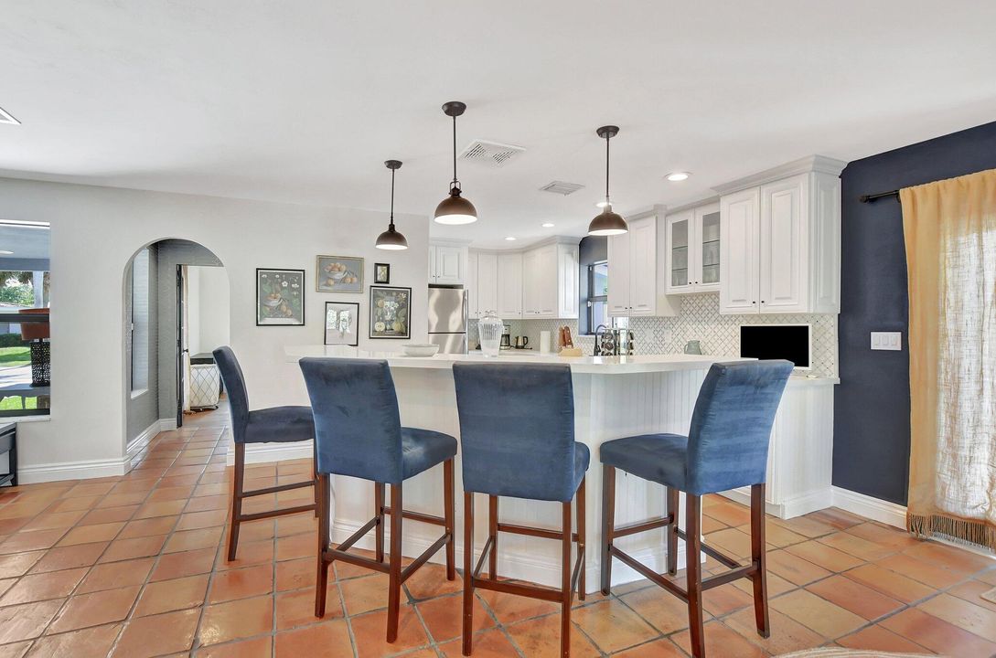 For Rent: $8,000 (4 beds, 3 baths, 2194 Square Feet)