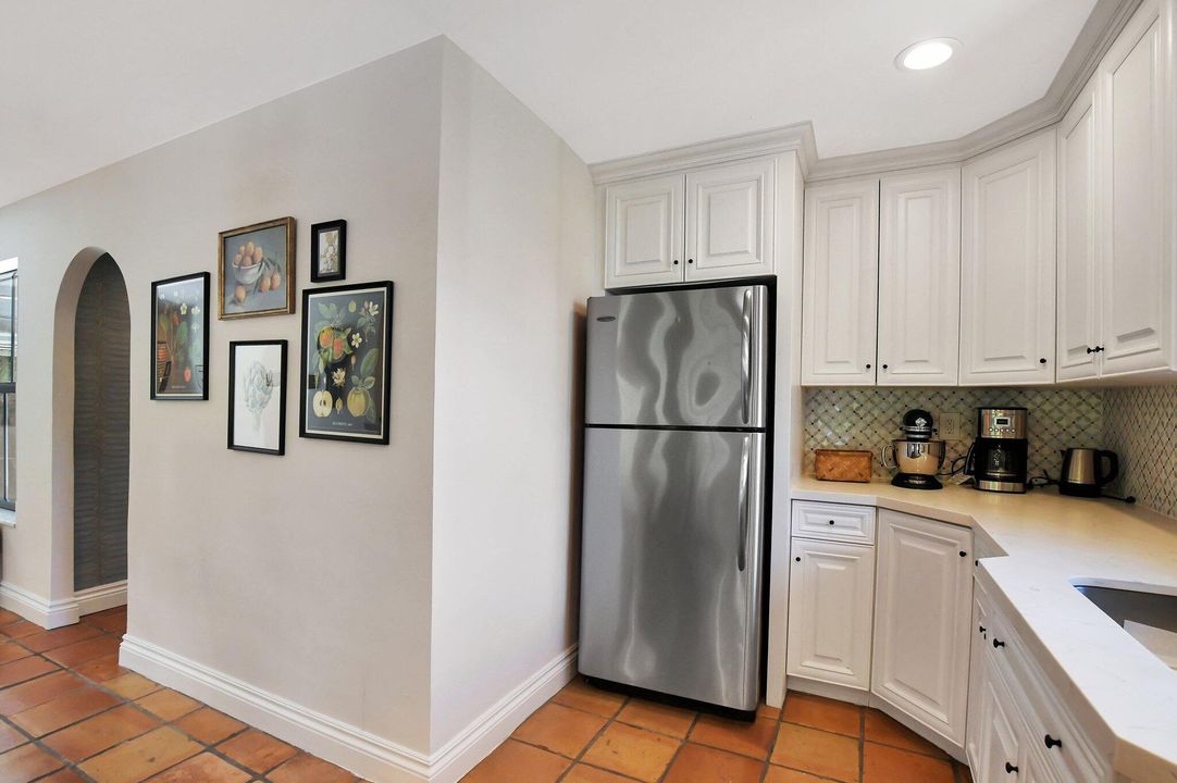 For Rent: $8,000 (4 beds, 3 baths, 2194 Square Feet)