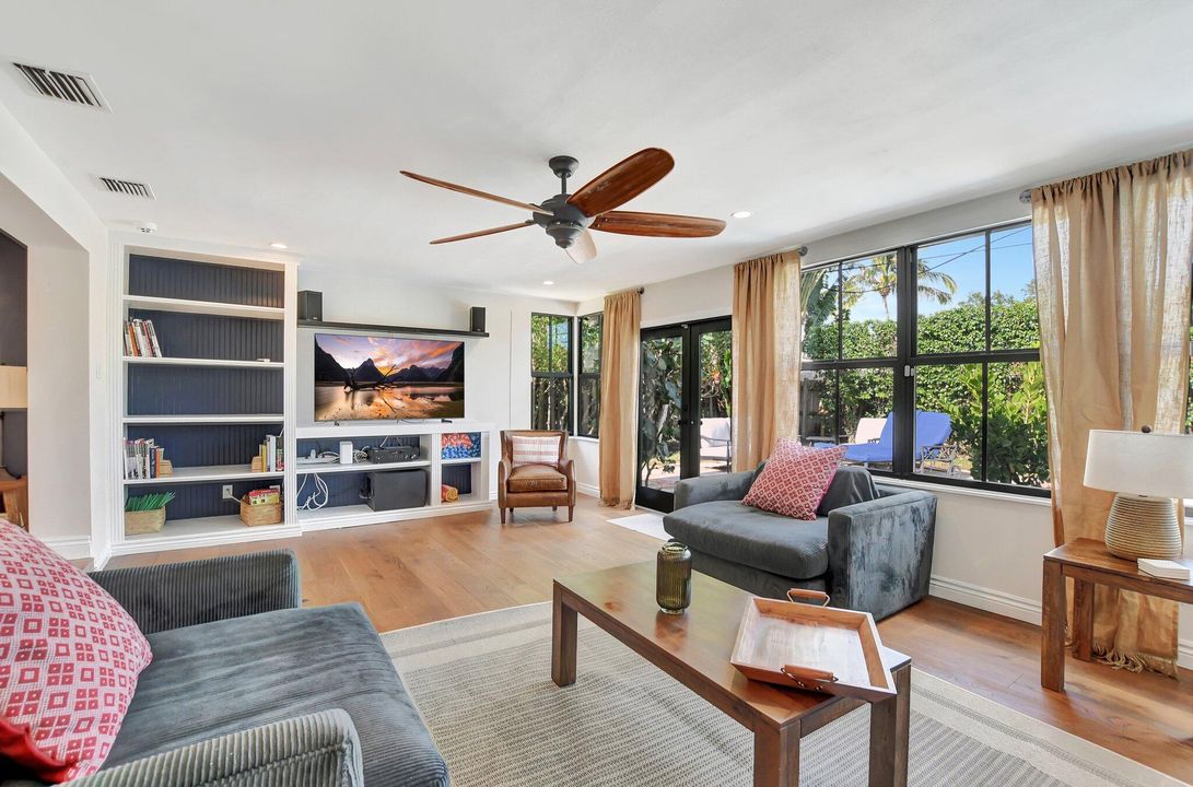 For Rent: $8,000 (4 beds, 3 baths, 2194 Square Feet)