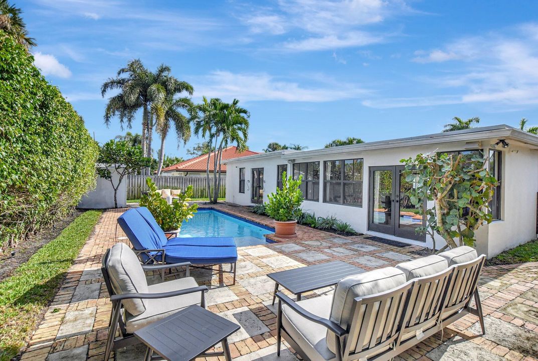 For Rent: $8,000 (4 beds, 3 baths, 2194 Square Feet)