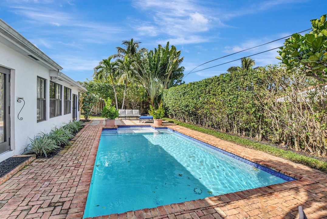 For Rent: $8,000 (4 beds, 3 baths, 2194 Square Feet)