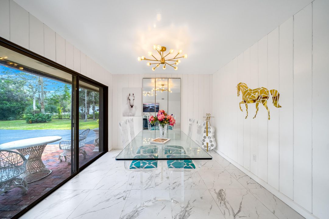 For Sale: $1,050,000 (2 beds, 2 baths, 1404 Square Feet)