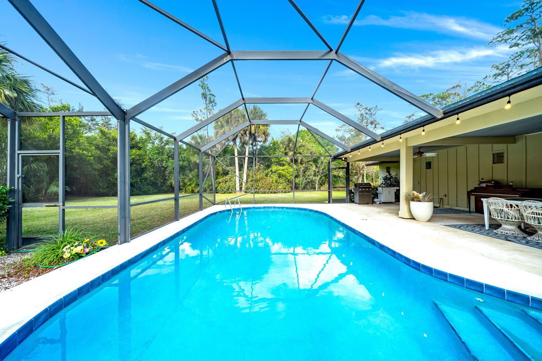 For Sale: $1,050,000 (2 beds, 2 baths, 1404 Square Feet)