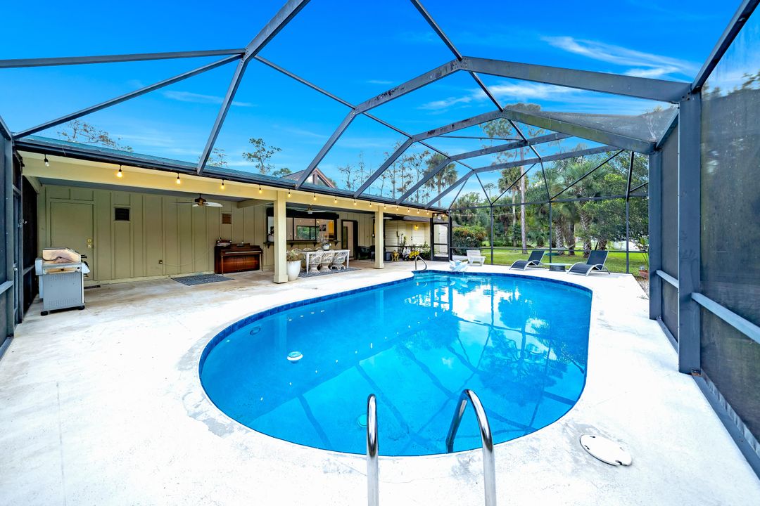 For Sale: $1,050,000 (2 beds, 2 baths, 1404 Square Feet)