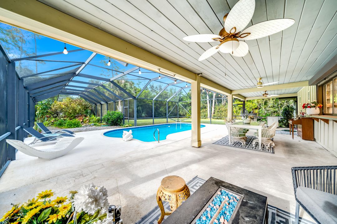 For Sale: $1,050,000 (2 beds, 2 baths, 1404 Square Feet)