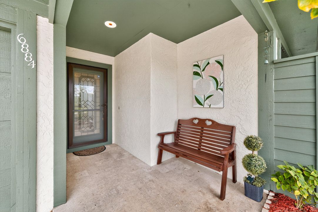 На продажу: $421,900 (3 спален, 2 ванн, 1612 Квадратных фут)