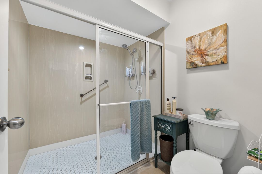 На продажу: $421,900 (3 спален, 2 ванн, 1612 Квадратных фут)