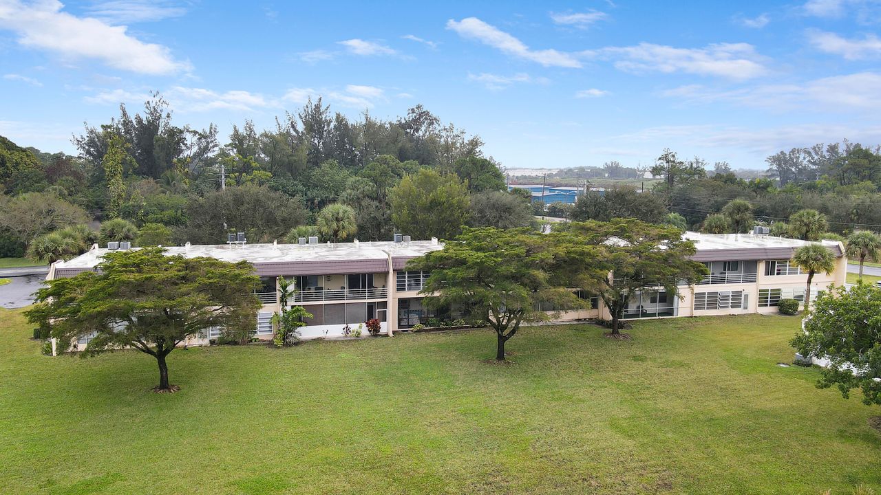 En Venta: $179,000 (2 camas, 2 baños, 1031 Pies cuadrados)