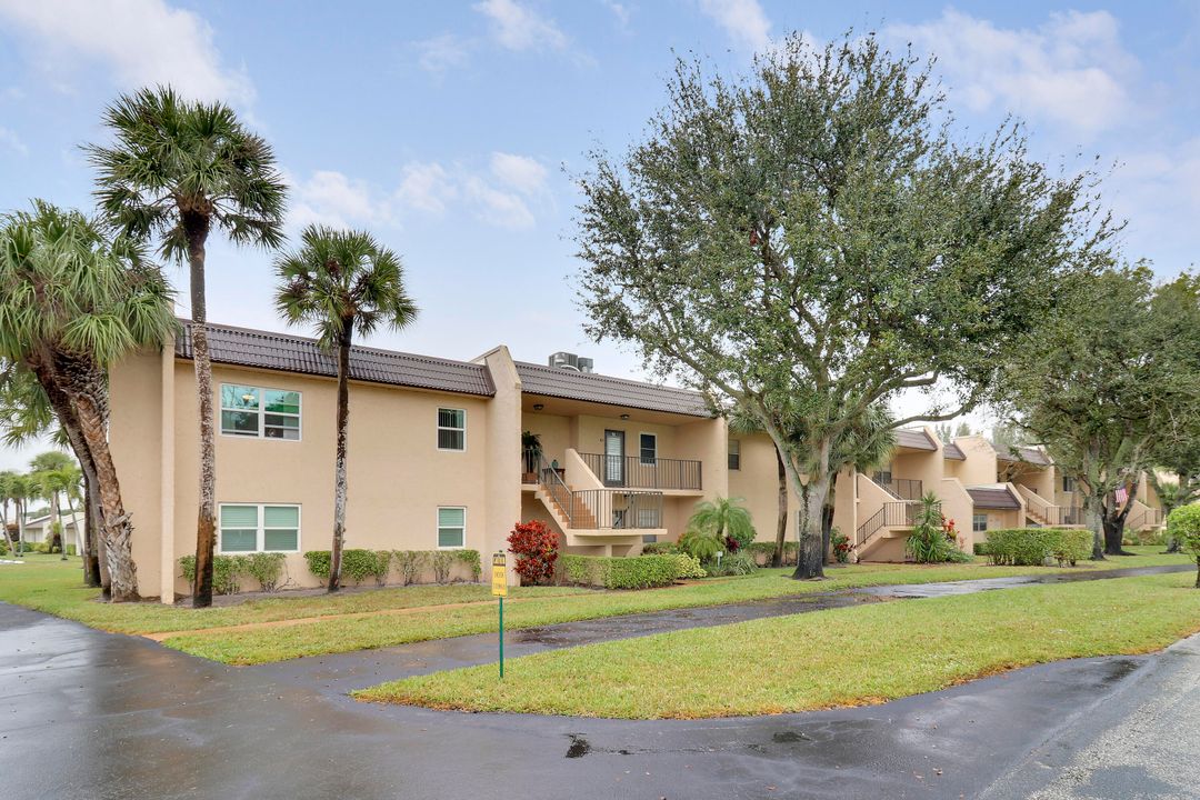 En Venta: $179,000 (2 camas, 2 baños, 1031 Pies cuadrados)