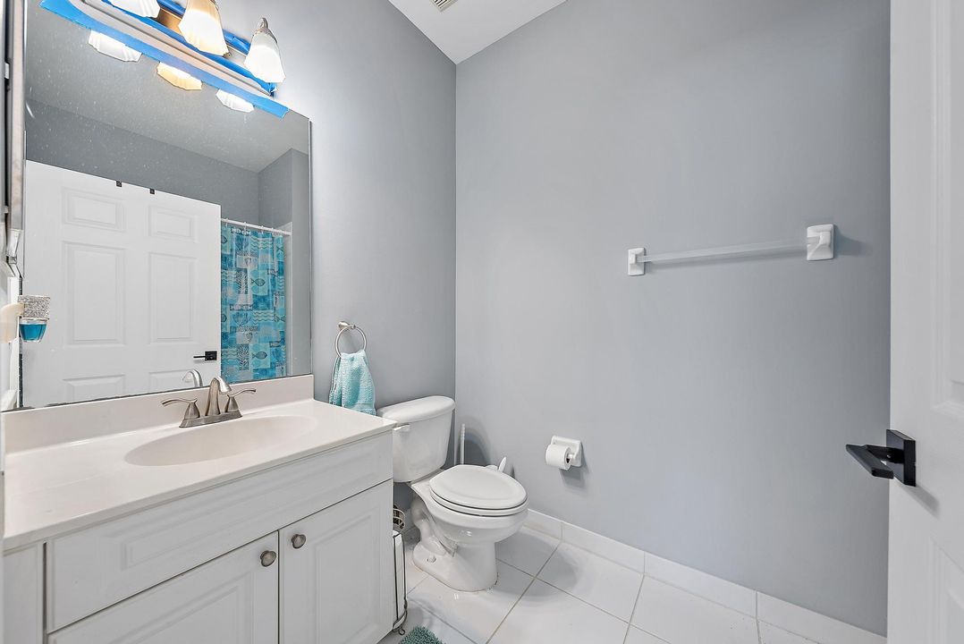 For Sale: $425,000 (2 beds, 2 baths, 1482 Square Feet)