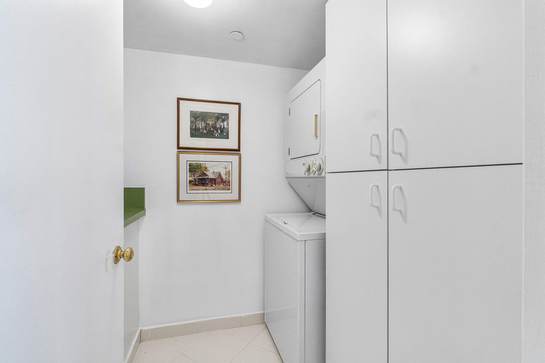 For Sale: $1,500,000 (2 beds, 2 baths, 1400 Square Feet)