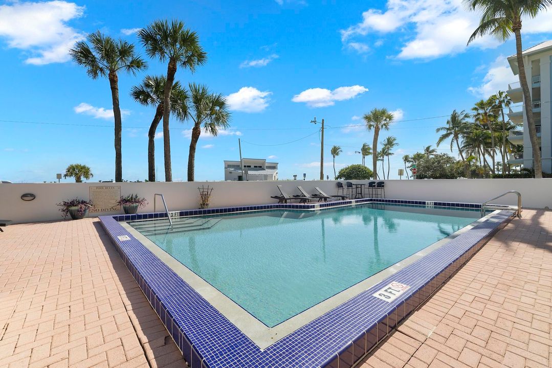 En Venta: $1,285,000 (2 camas, 2 baños, 1670 Pies cuadrados)