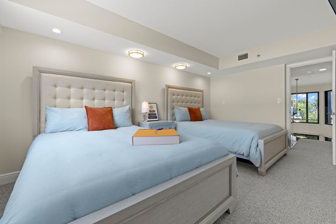 En Venta: $1,285,000 (2 camas, 2 baños, 1670 Pies cuadrados)