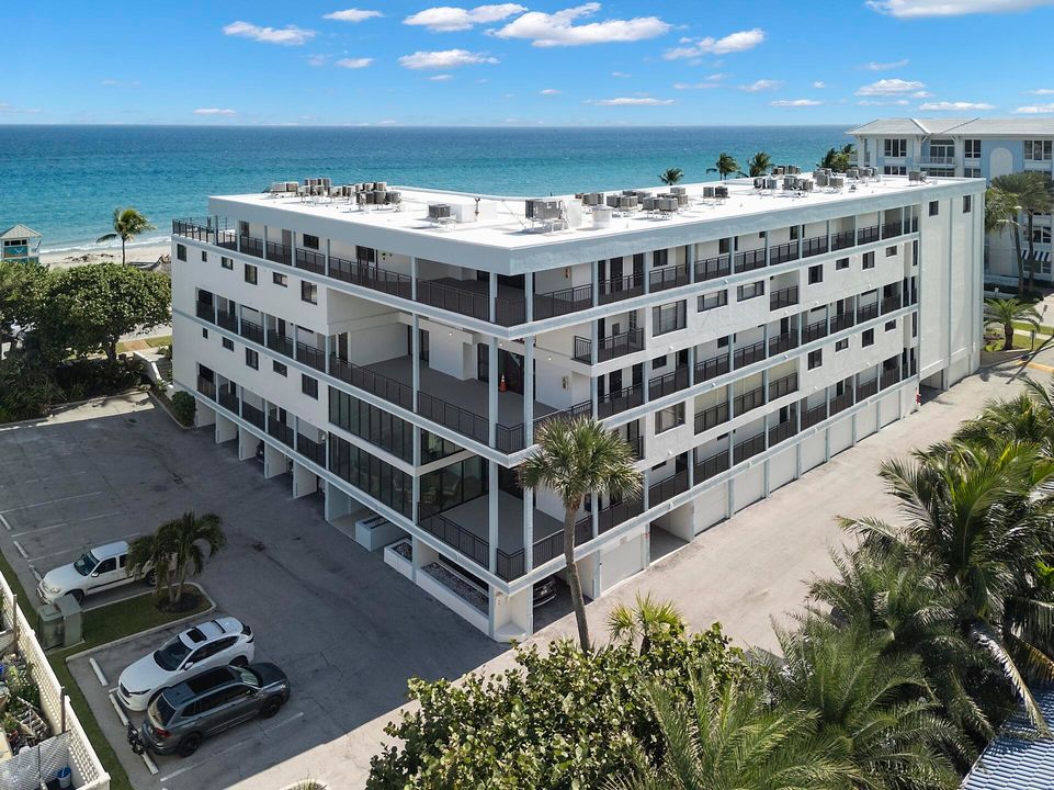 En Venta: $1,285,000 (2 camas, 2 baños, 1670 Pies cuadrados)