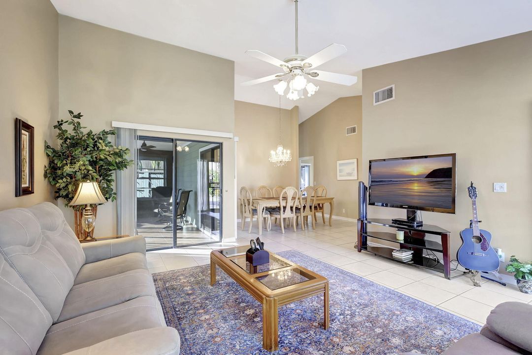 For Rent: $3,200 (3 beds, 2 baths, 1314 Square Feet)