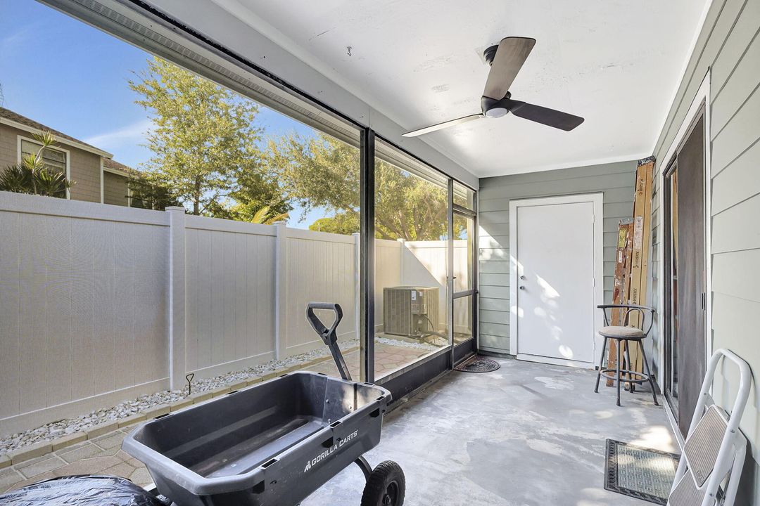 For Rent: $3,200 (3 beds, 2 baths, 1314 Square Feet)