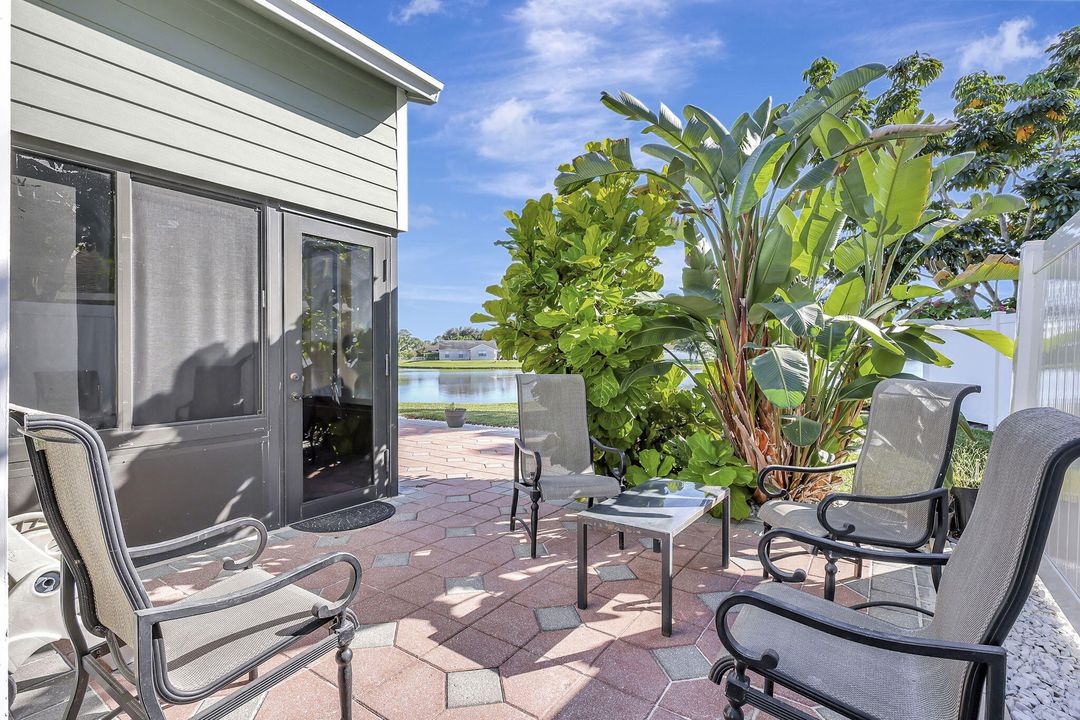 For Rent: $3,200 (3 beds, 2 baths, 1314 Square Feet)