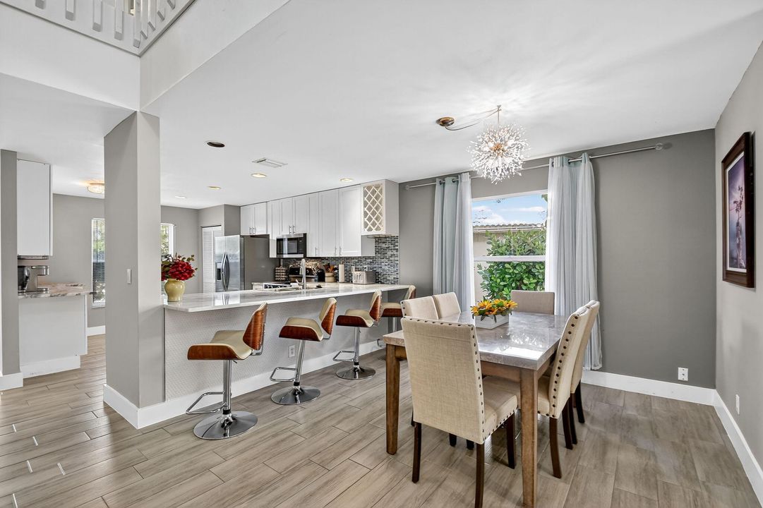 待售: $635,000 (4 贝兹, 2 浴室, 2201 平方英尺)