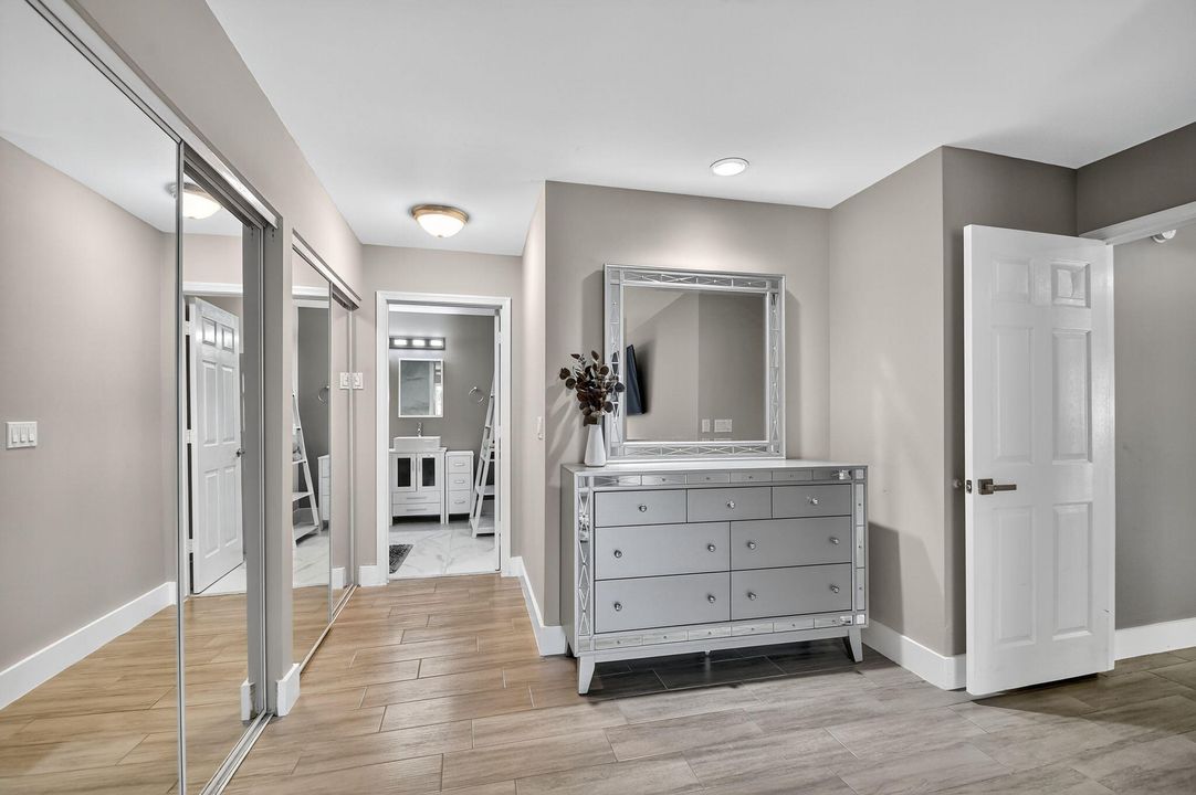 待售: $635,000 (4 贝兹, 2 浴室, 2201 平方英尺)