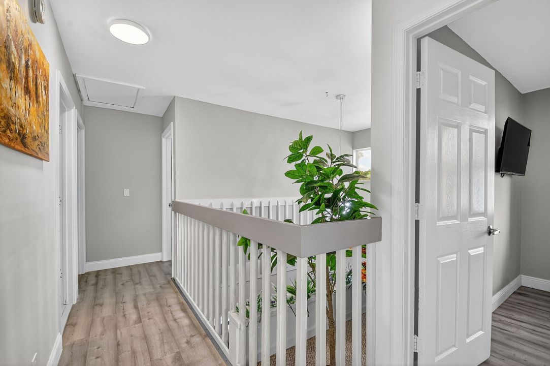 待售: $635,000 (4 贝兹, 2 浴室, 2201 平方英尺)