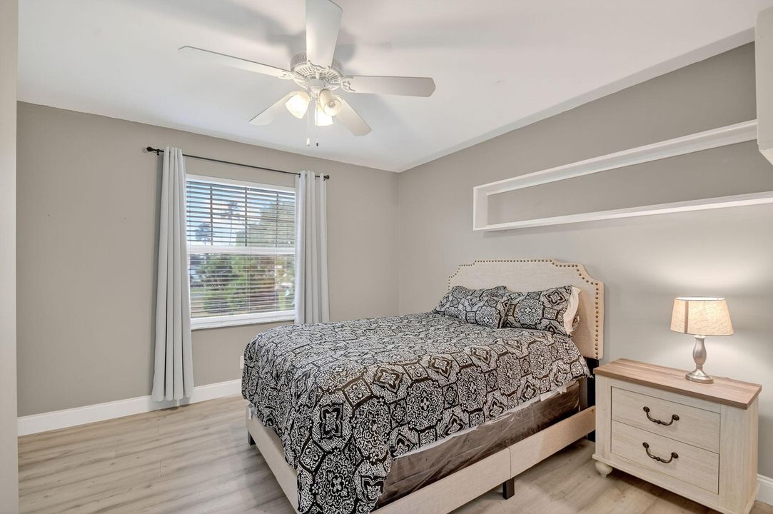 待售: $635,000 (4 贝兹, 2 浴室, 2201 平方英尺)