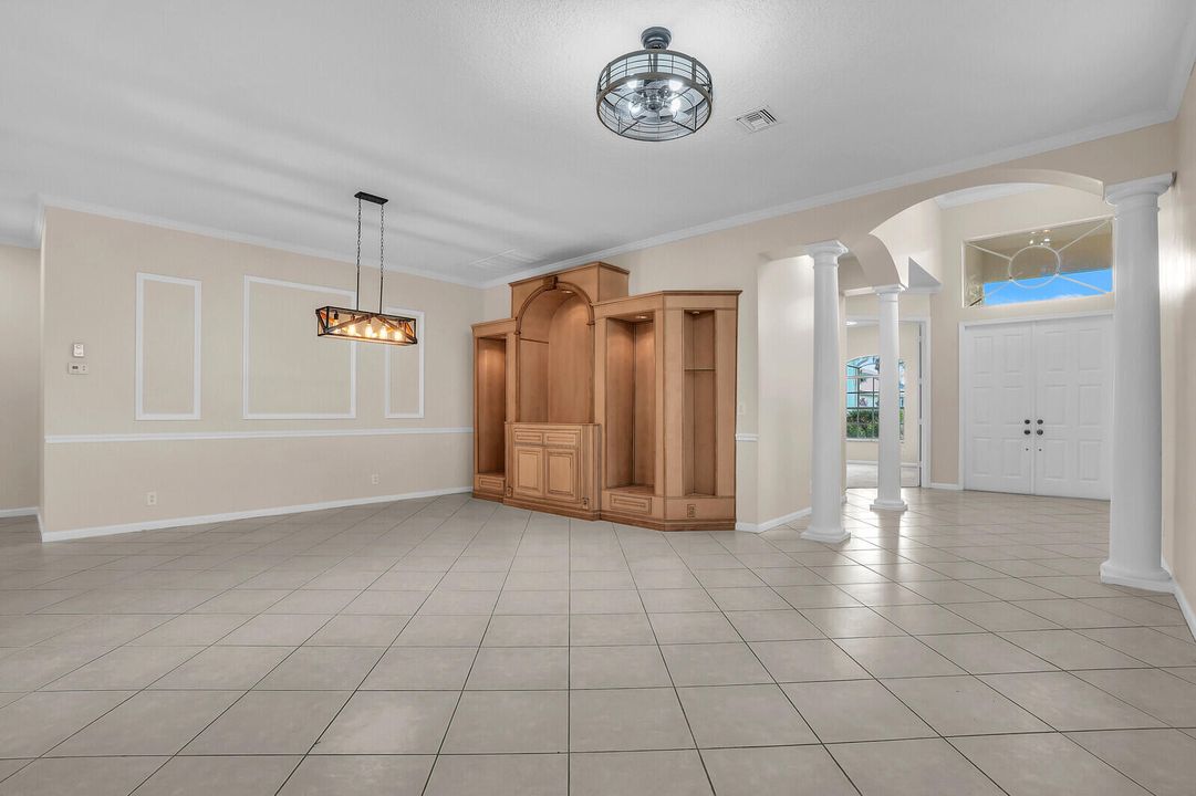 В аренду: $2,800 (3 спален, 2 ванн, 2303 Квадратных фут)