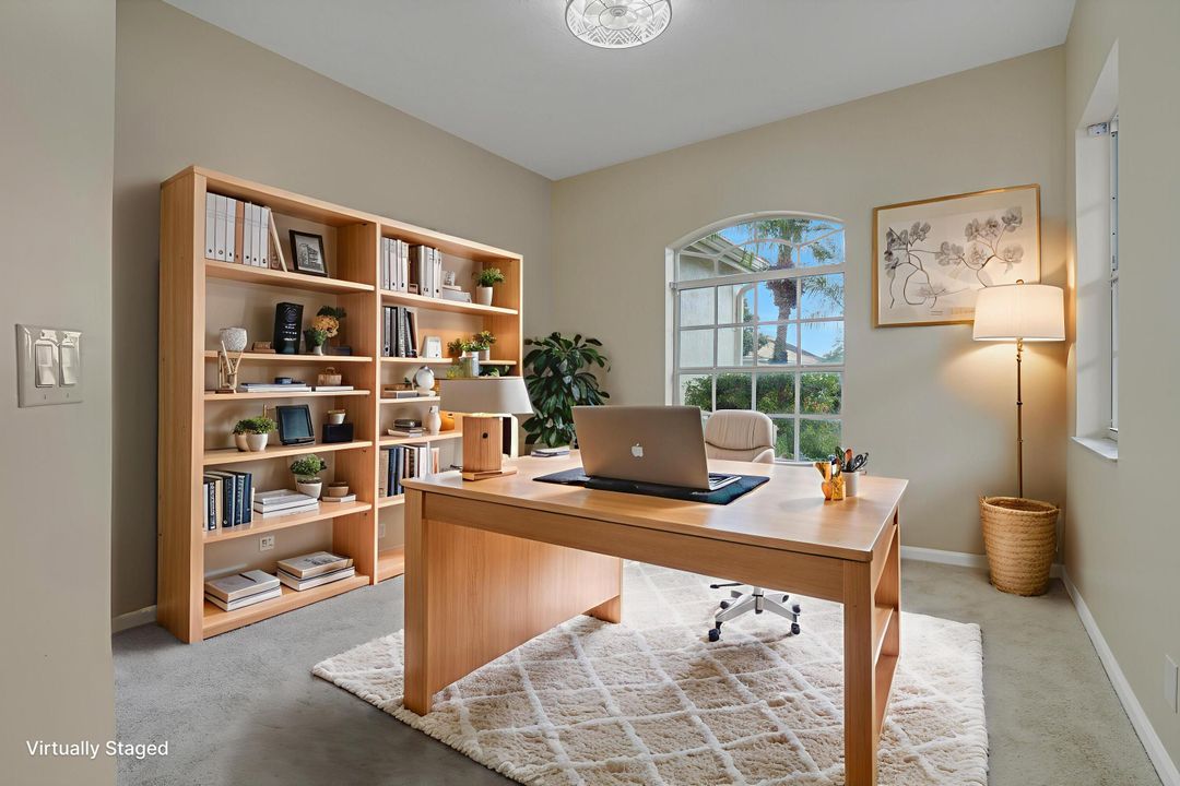 В аренду: $2,800 (3 спален, 2 ванн, 2303 Квадратных фут)