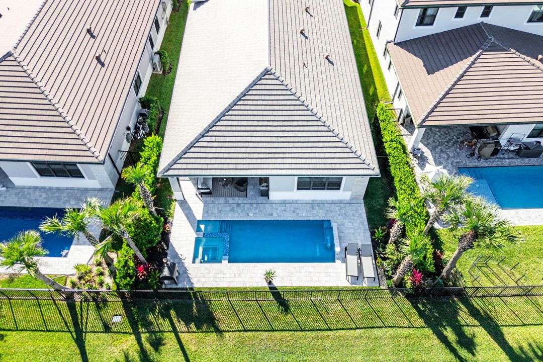 На продажу: $1,549,000 (4 спален, 3 ванн, 2677 Квадратных фут)