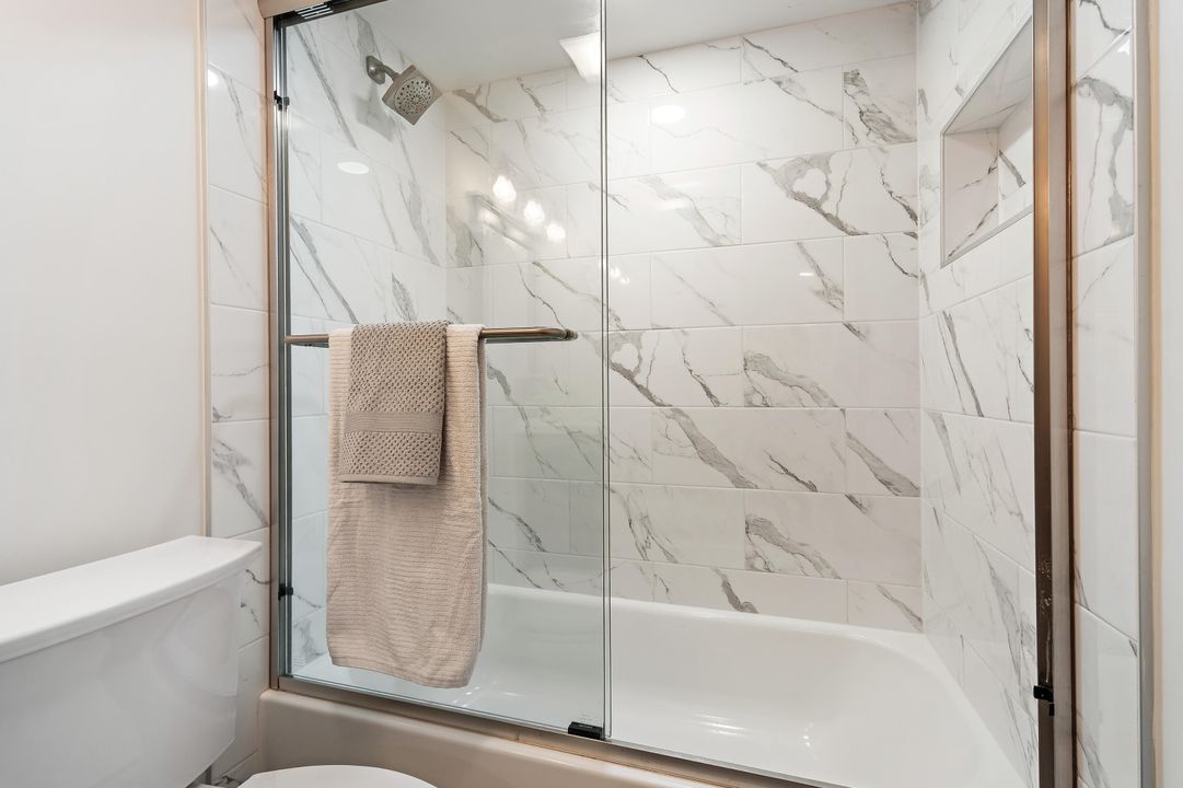 Под контрактом: $3,200 (2 спален, 2 ванн, 1250 Квадратных фут)