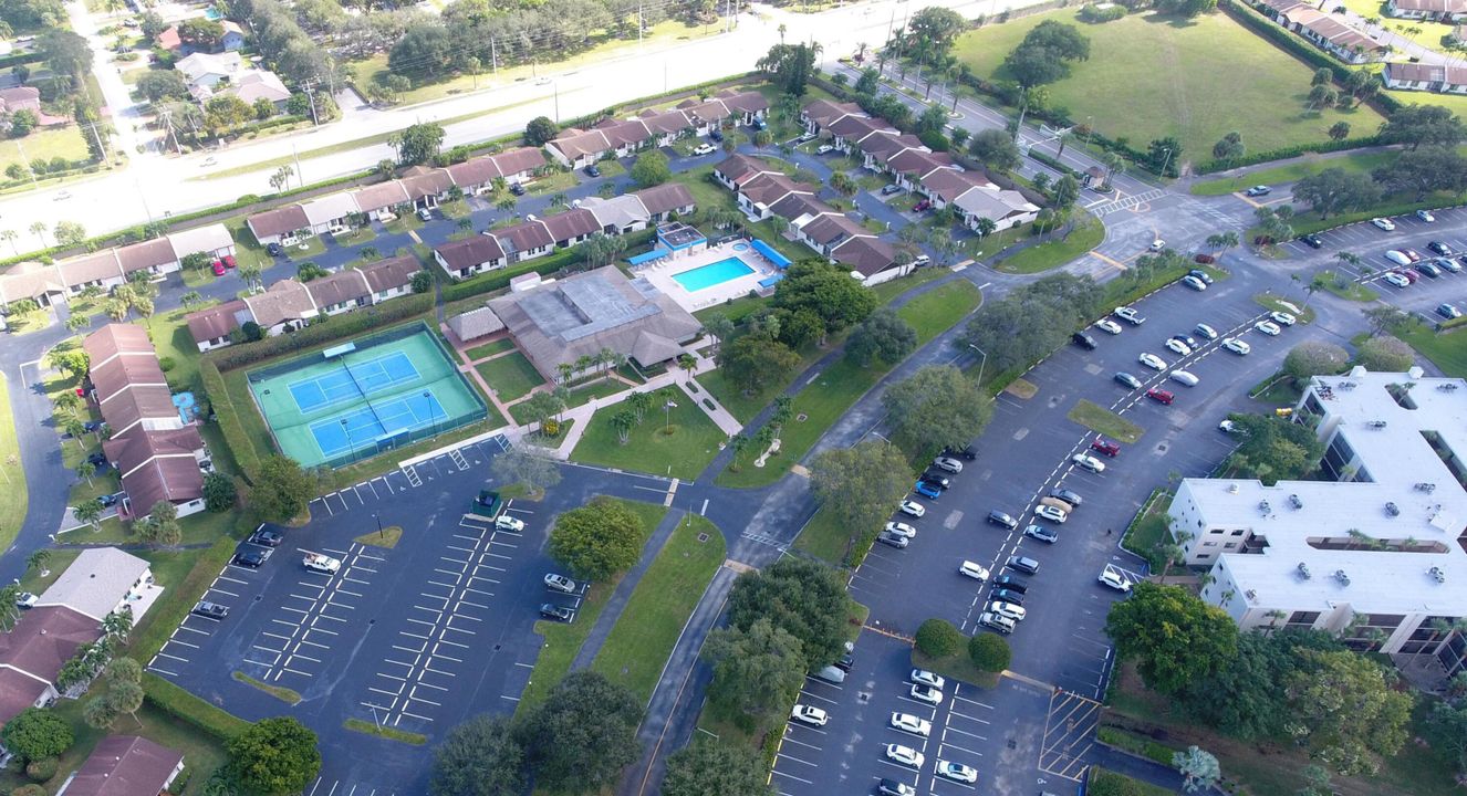 Activo con contrato: $234,900 (3 camas, 2 baños, 1024 Pies cuadrados)