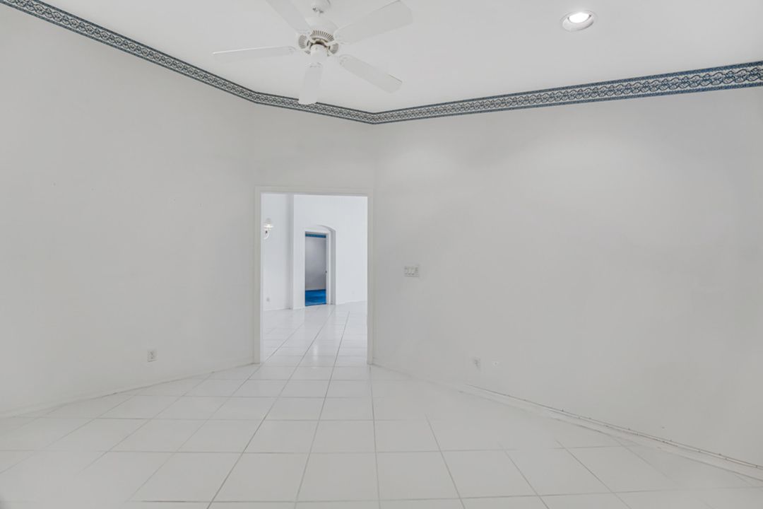 Active With Contract: $360,000 (2 beds, 2 baths, 1722 Square Feet)