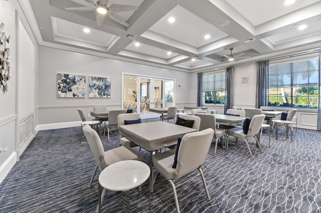 待售: $720,000 (3 贝兹, 2 浴室, 2616 平方英尺)